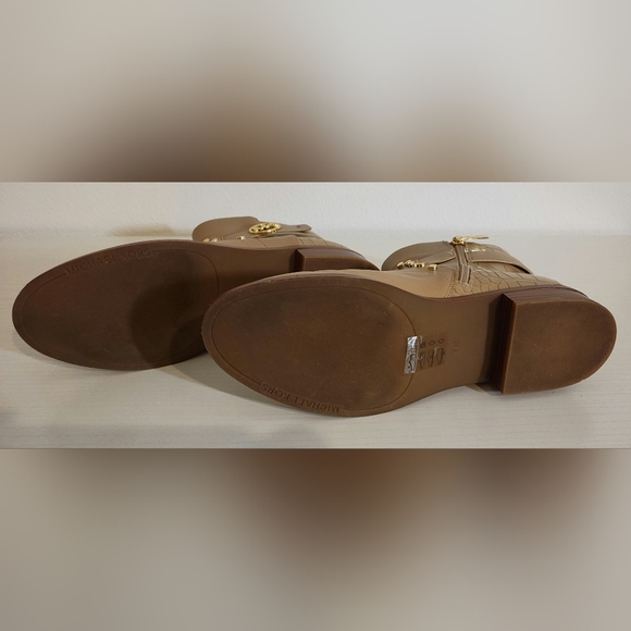 MK Tan Ankle Boots Sz 7 - Picture 9 of 9